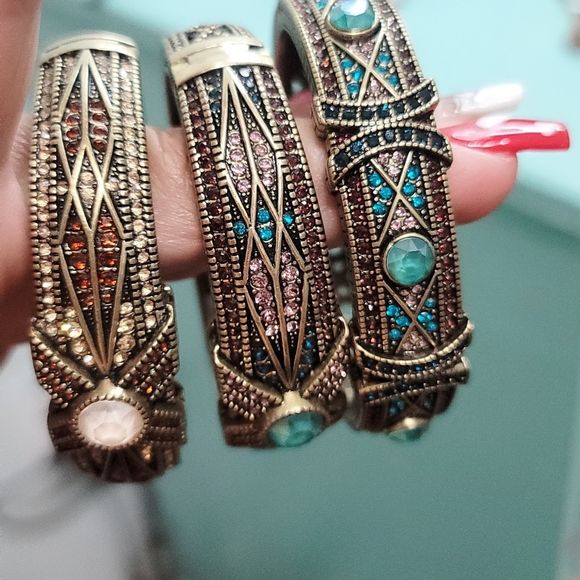 Tapered "X" Crystal Bangle Bracelet Heidi Daus - Picture 2 of 9